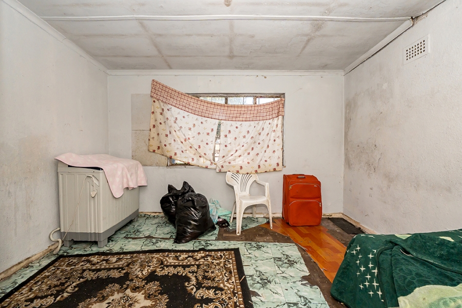 4 Bedroom Property for Sale in Lansdowne Western Cape